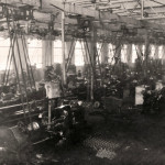 Reparto Meccanica. 1915-1916 (ASTo, Sezioni Riunite, Società Nazionale delle Officine di Savigliano, Foto) Reparto Meccanica. 1915-1916 (ASTo, Sezioni Riunite, Società Nazionale delle Officine di Savigliano, Foto)