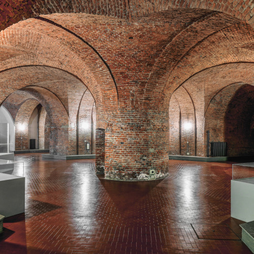 La sala espositiva nell'interrato - Foto Roberto Cortese 2021