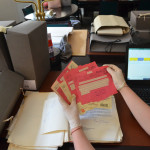 Maneggiare gli originali con cura